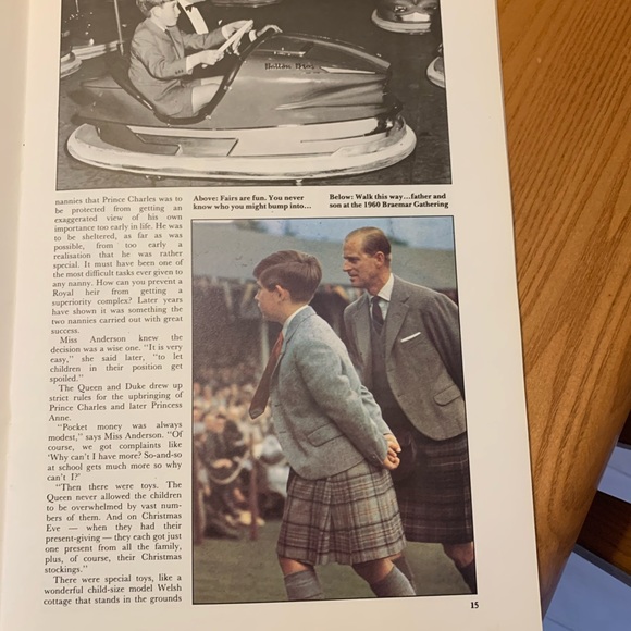 Livre souvenir du prince Charles et lady diana . En anglais 48 pages - Picture 9 of 11